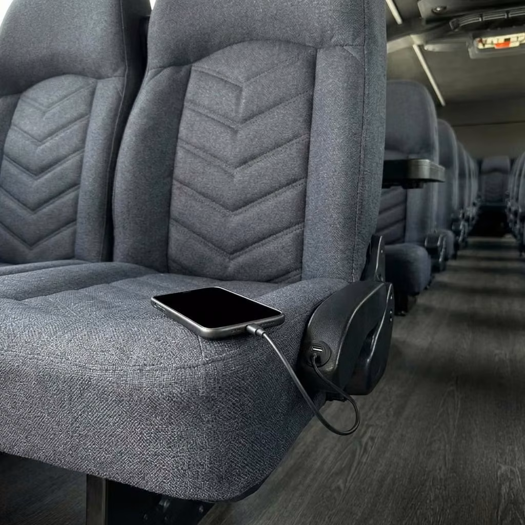 lima 25 passenger minibus usb charging