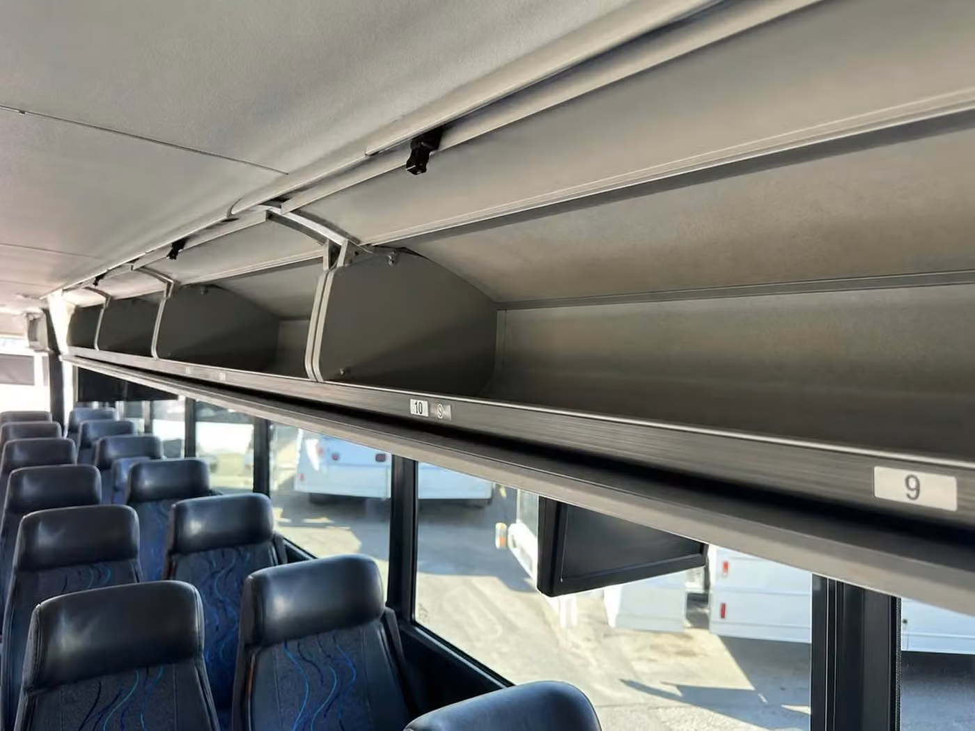 lima 28 passenger minibus overhead storage