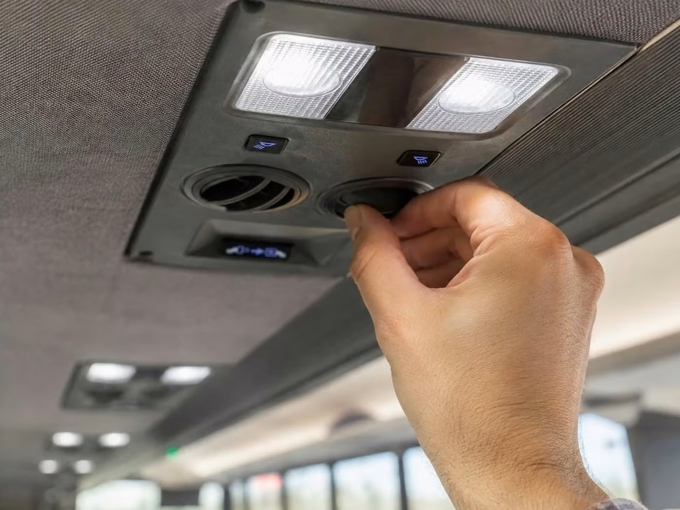 lima 35 passenger minibus air conditioning