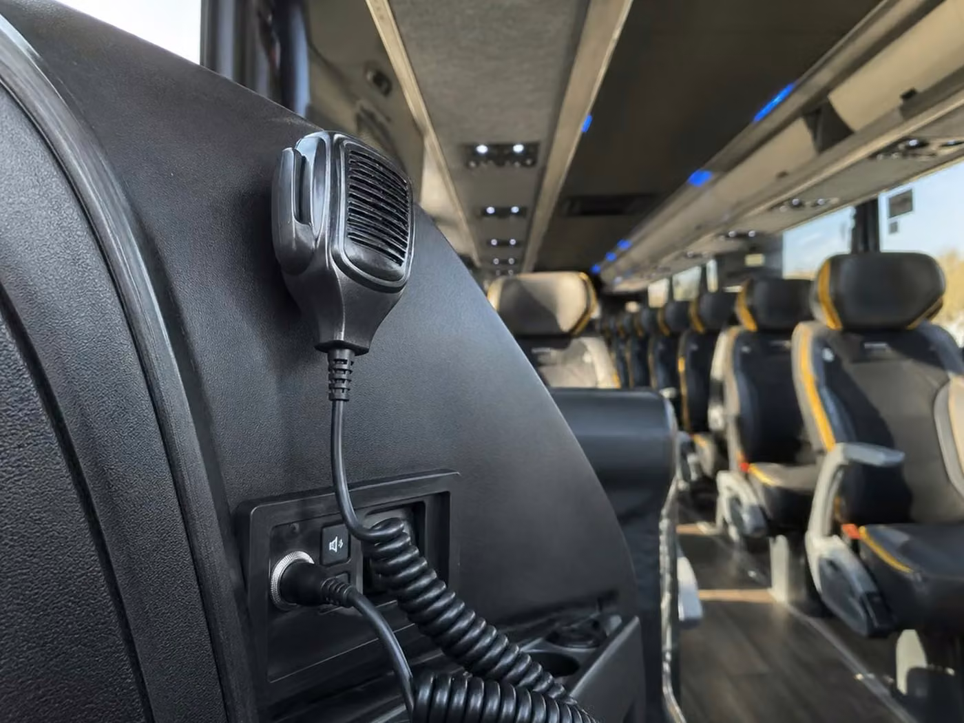 lima 56 passenger charter bus pa system