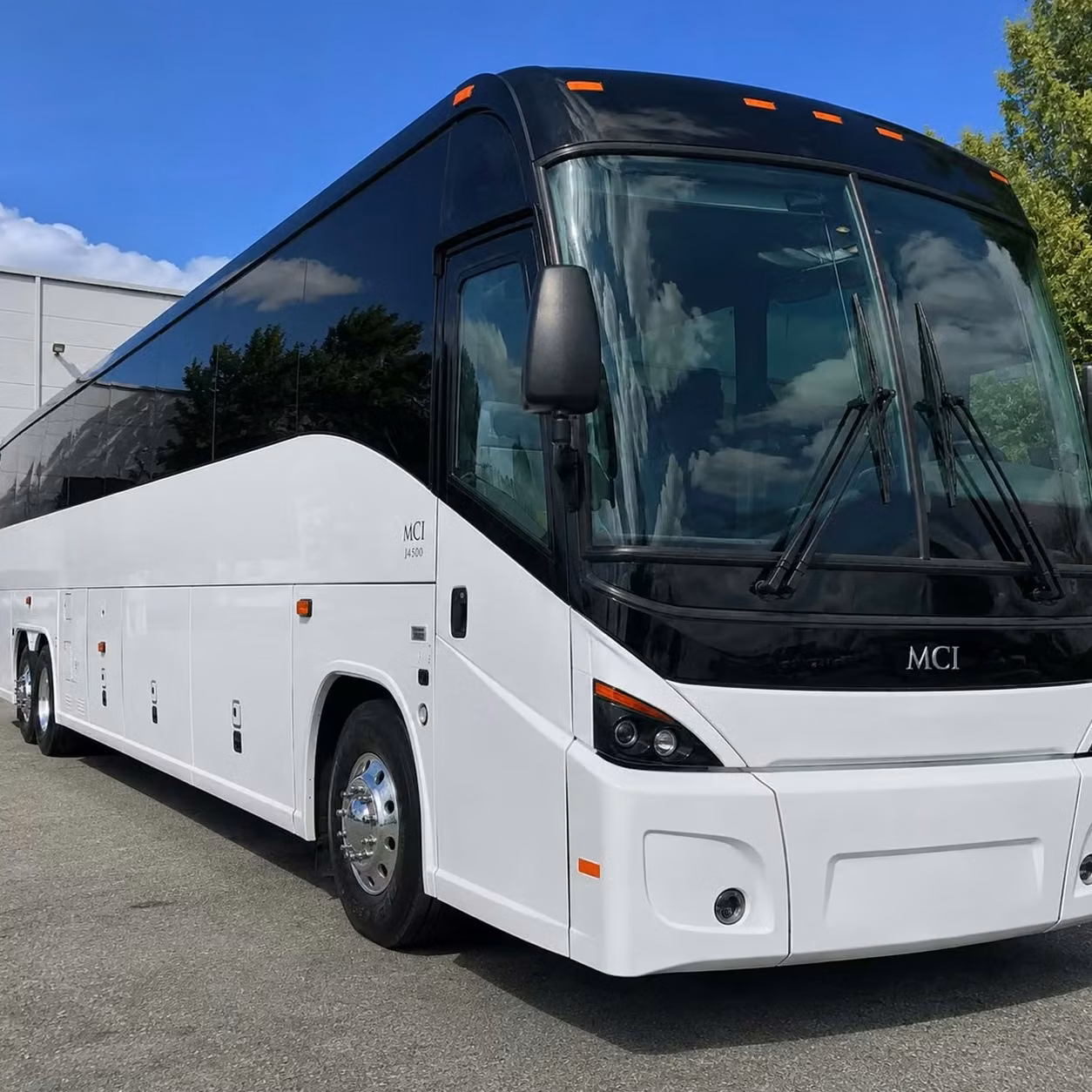 lima 56 passenger military charter buses with undercarriage gear bays