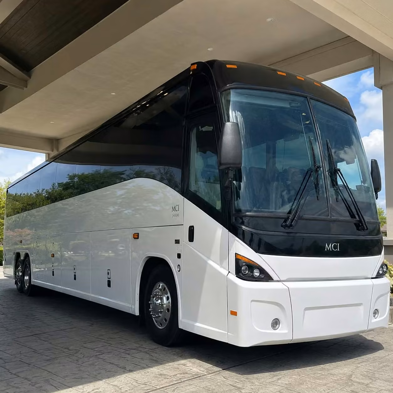 lima charter bus rentals for government and military travel