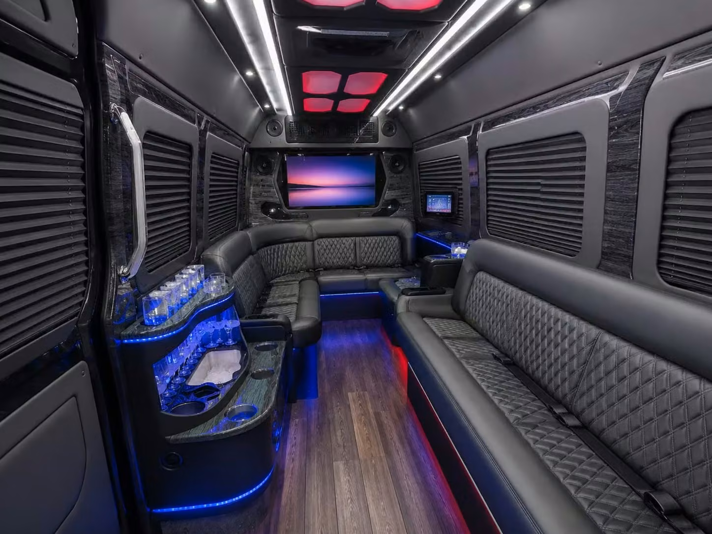 lima private bus rentals for military reunions