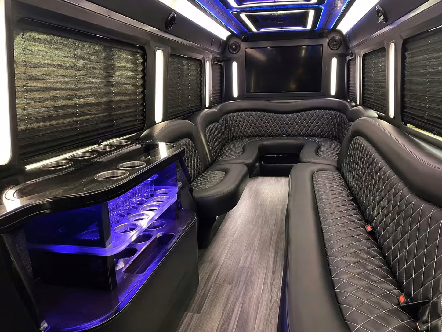lima prom and homecoming party buses in lima